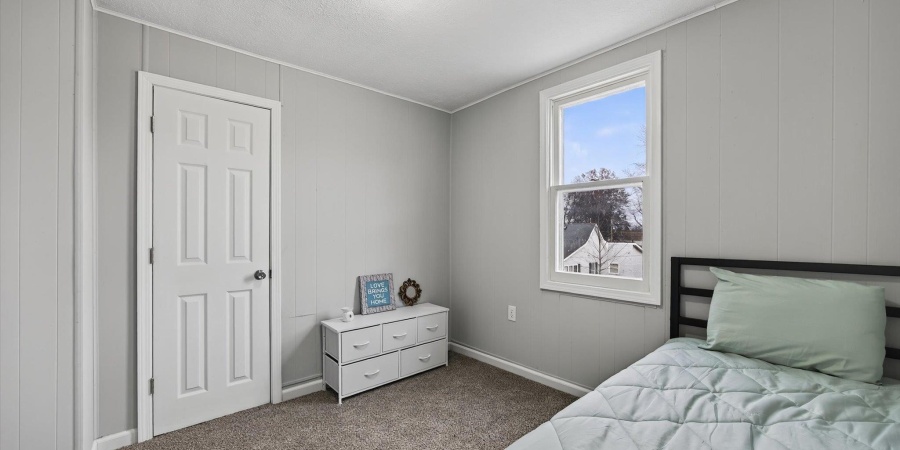 178 SE 7th Street, Linton, Indiana 47441,MLS,202547541