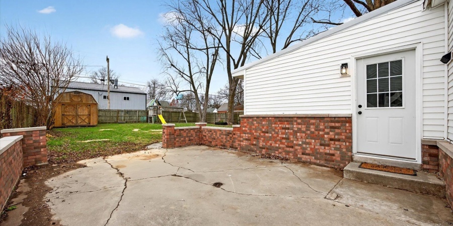 178 SE 7th Street, Linton, Indiana 47441,MLS,202547541