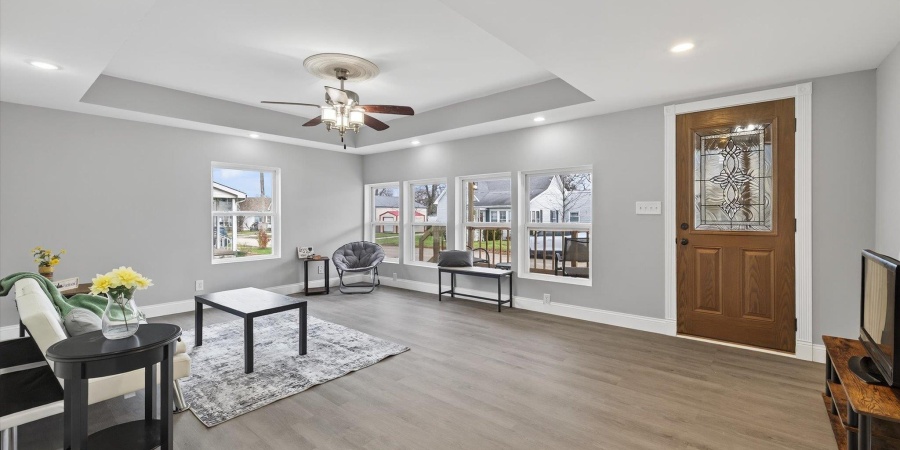 178 SE 7th Street, Linton, Indiana 47441,MLS,202547541