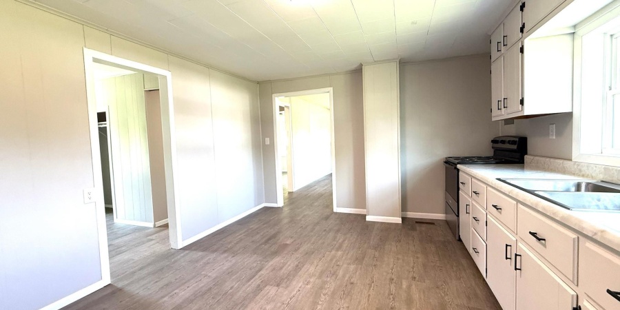 3640 Old Vincennes Road, Mitchell, Indiana 47446,MLS,202547573