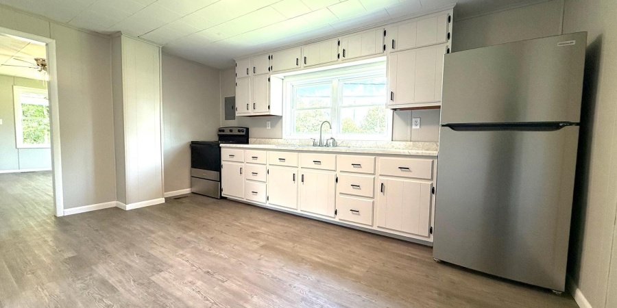 3640 Old Vincennes Road, Mitchell, Indiana 47446,MLS,202547573