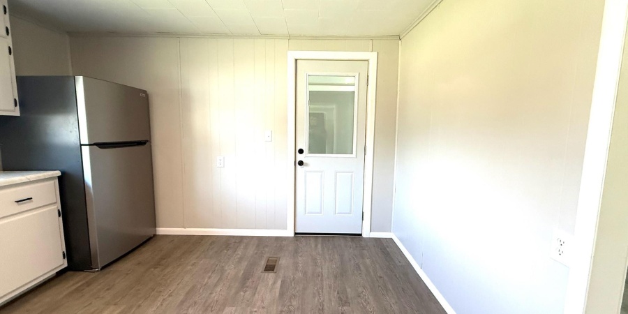 3640 Old Vincennes Road, Mitchell, Indiana 47446,MLS,202547573