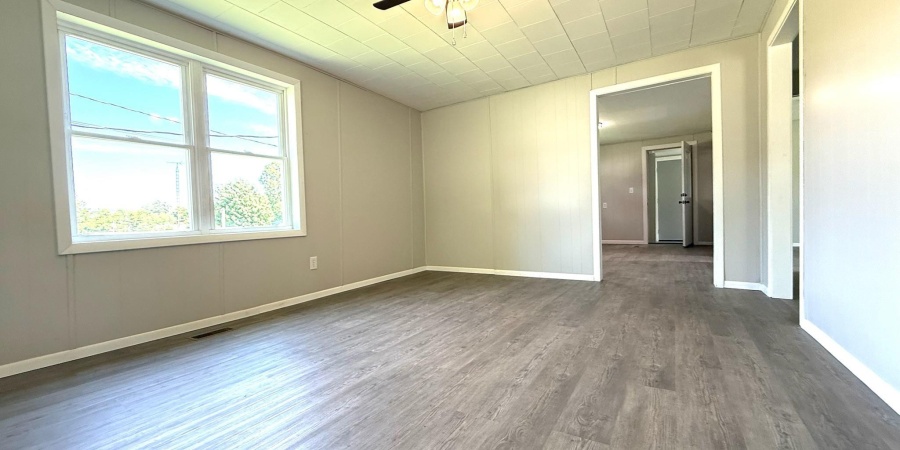 3640 Old Vincennes Road, Mitchell, Indiana 47446,MLS,202547573