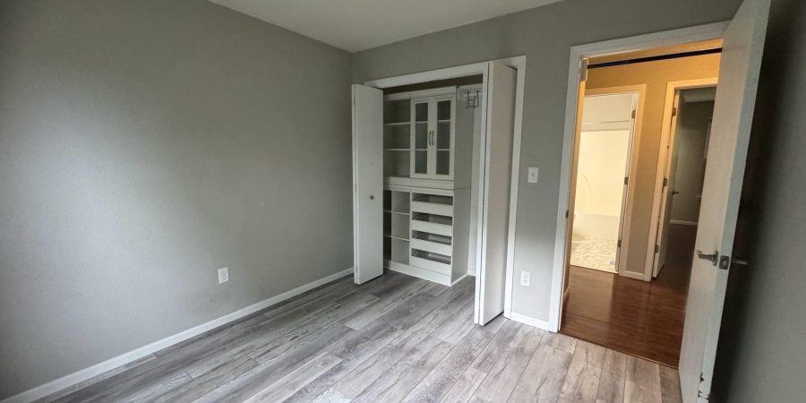 3878 S Bushmill Drive, Bloomington, Indiana 47403,MLS,202547677