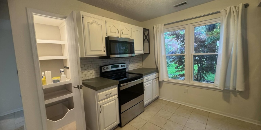 3878 S Bushmill Drive, Bloomington, Indiana 47403,MLS,202547677