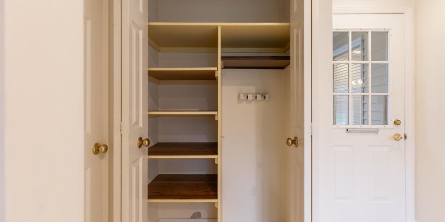 2611 E Windermere Woods Drive, Bloomington, Indiana 47401,MLS,202547690