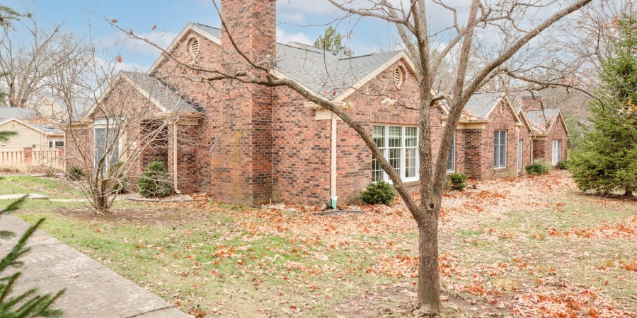 2611 E Windermere Woods Drive, Bloomington, Indiana 47401,MLS,202547690