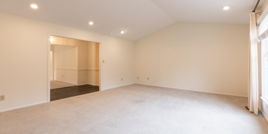 2611 E Windermere Woods Drive, Bloomington, Indiana 47401,MLS,202547690