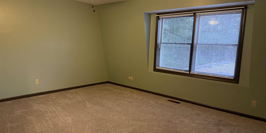 4317 E Wembley Court, Bloomington, Indiana 47408,MLS,202547727