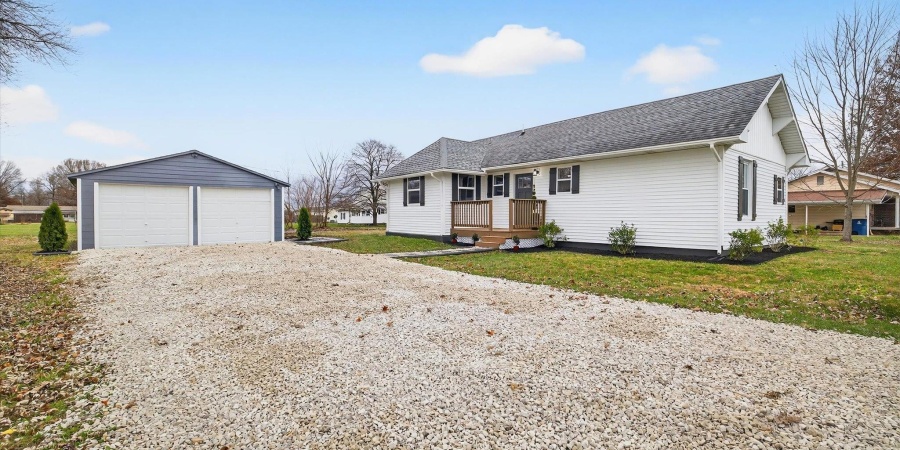 624 E Ohio Street, Jasonville, Indiana 47438,MLS,202547729