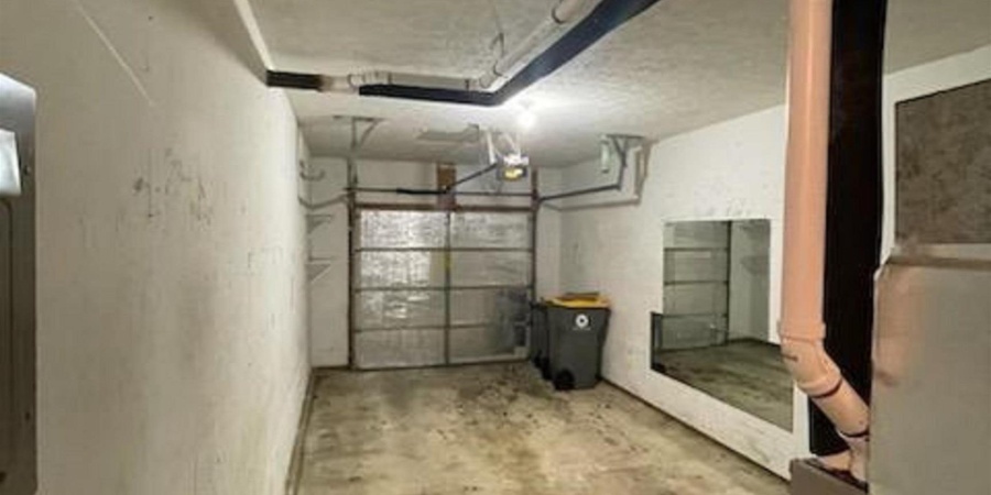 400 S Village Court, Bloomington, Indiana 47403,MLS,202547826