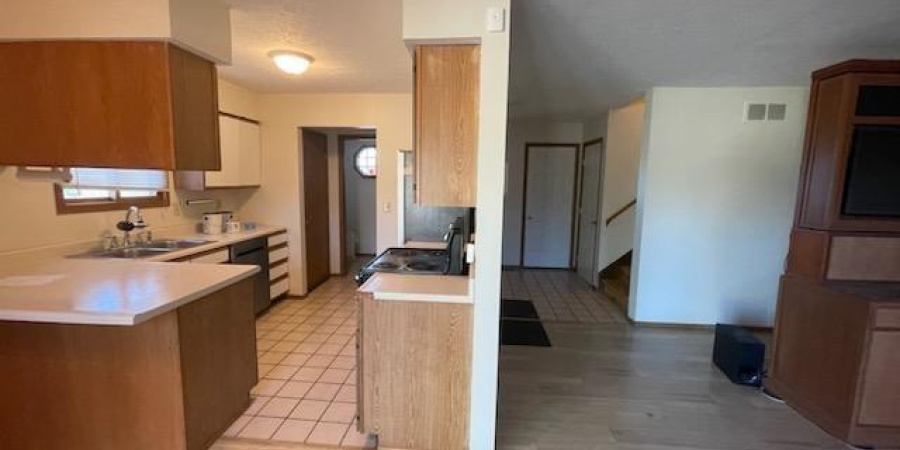 400 S Village Court, Bloomington, Indiana 47403,MLS,202547826