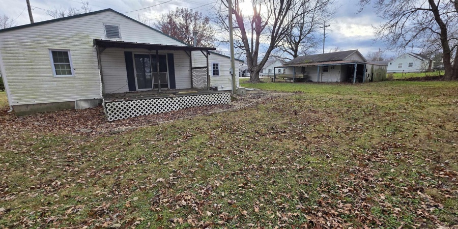 1218 W Glenburn Road, Linton, Indiana 47441,MLS,202547789