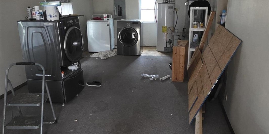 1218 W Glenburn Road, Linton, Indiana 47441,MLS,202547789