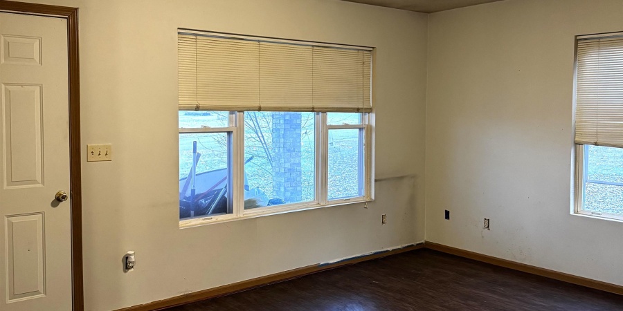 405 Dean Street, Mitchell, Indiana 47446,MLS,202547805