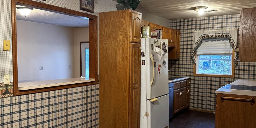 405 Dean Street, Mitchell, Indiana 47446,MLS,202547805