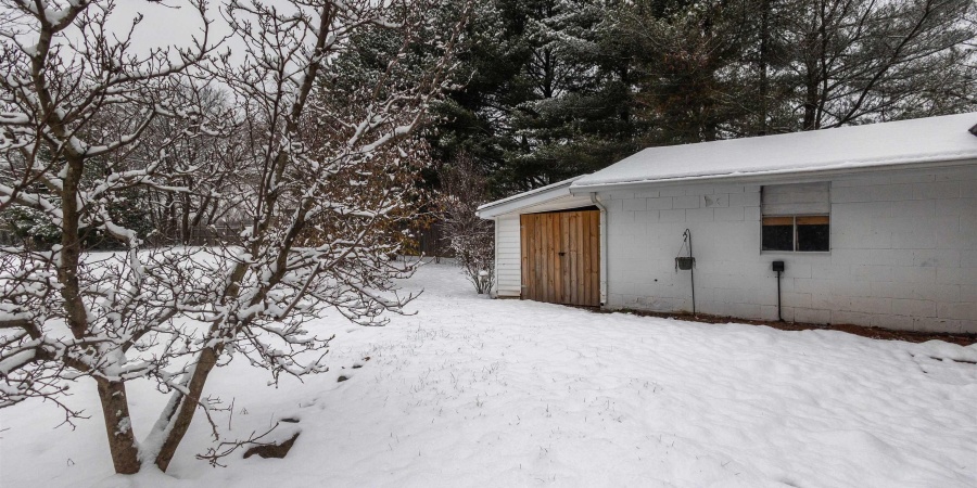 481 Standish Steel Road, Bedford, Indiana 47421,MLS,202547828