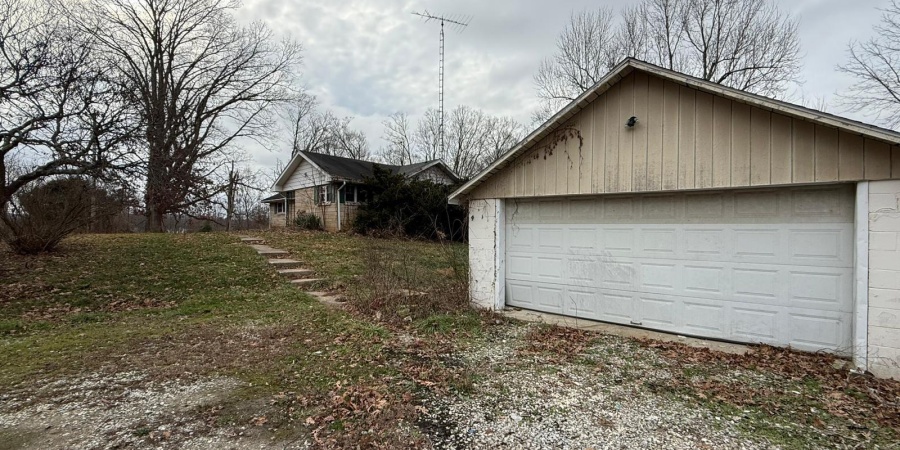 10187 US Hwy 50 W, Bedford, Indiana 47421,MLS,202547831