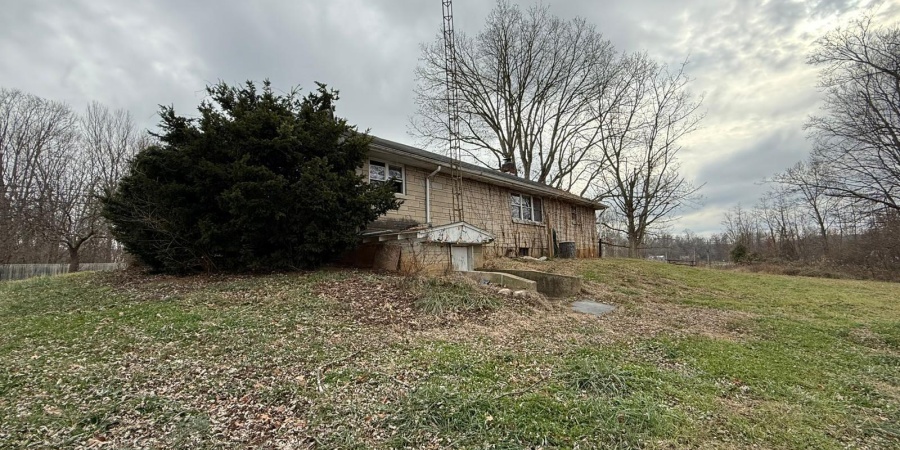 10187 US Hwy 50 W, Bedford, Indiana 47421,MLS,202547831