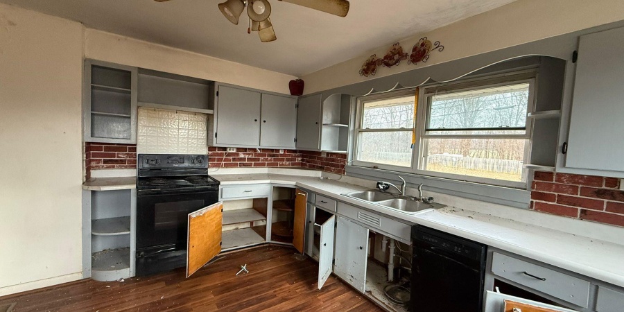 10187 US Hwy 50 W, Bedford, Indiana 47421,MLS,202547831