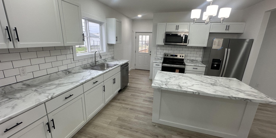 408 L Street, Bedford, Indiana 47421,MLS,202547844