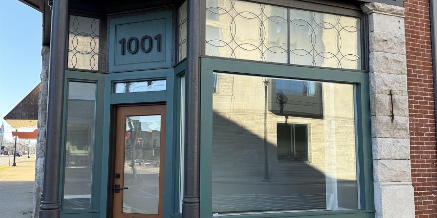 1001 15th Street, Bedford, Indiana 47421,MLS,202547867