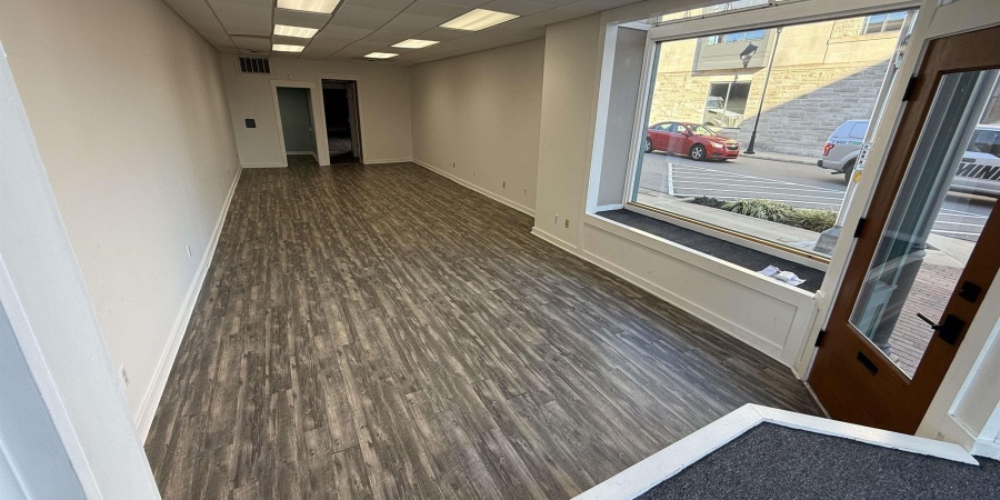 1001 15th Street, Bedford, Indiana 47421,MLS,202547867