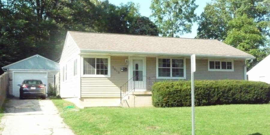 2619 E 5th Street, Bloomington, Indiana 47408,MLS,202547895