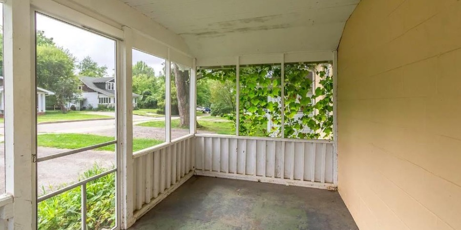 106 S Roosevelt Street, Bloomington, Indiana 47408,MLS,202547900