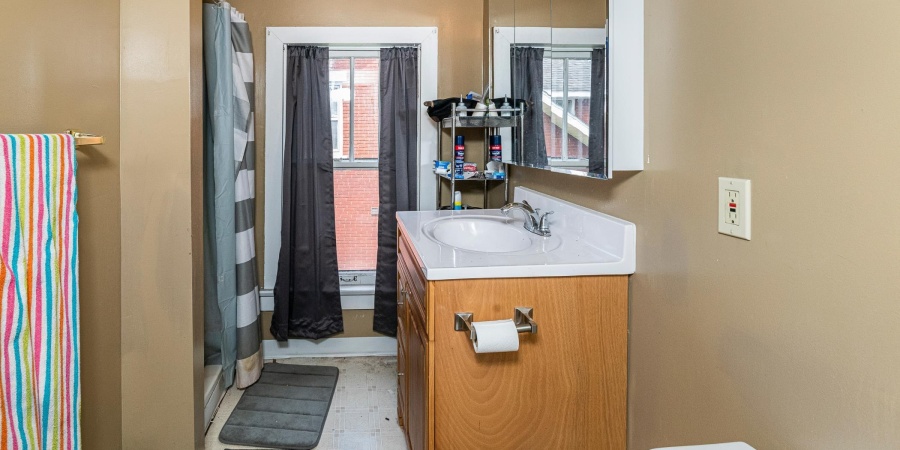 402 E 1st Street, Bloomington, Indiana 47401,MLS,202547902