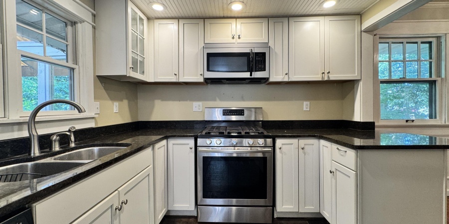 518 E Swain Avenue, Bloomington, Indiana 47401,MLS,202547909