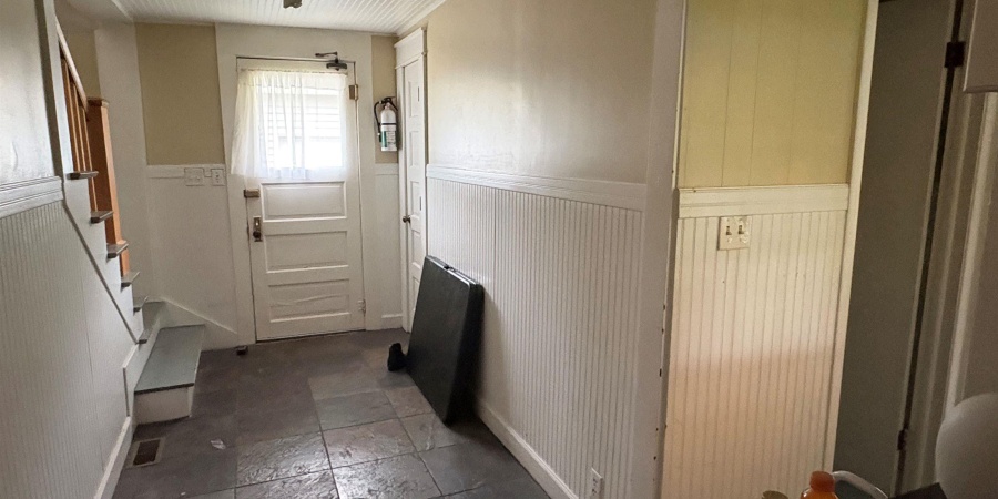 518 E Swain Avenue, Bloomington, Indiana 47401,MLS,202547909