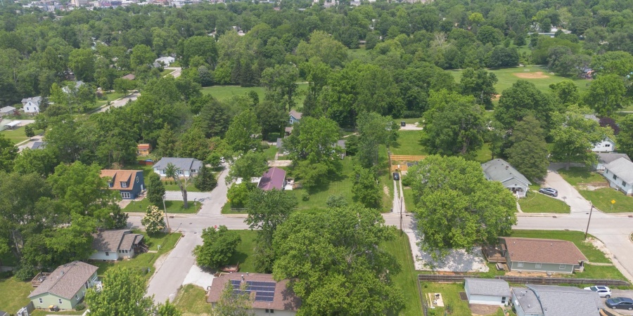 1203 S Fess Avenue, Bloomington, Indiana 47401,MLS,202547932