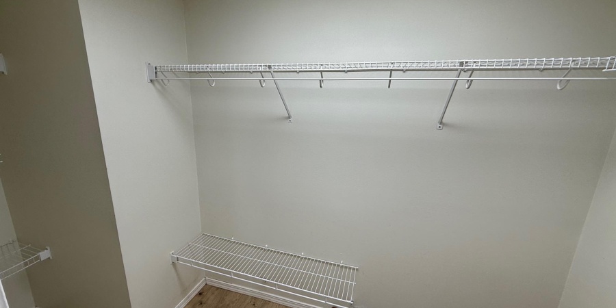 420 E Laurelwood Court, Bloomington, Indiana 47401-4597,MLS,202547899