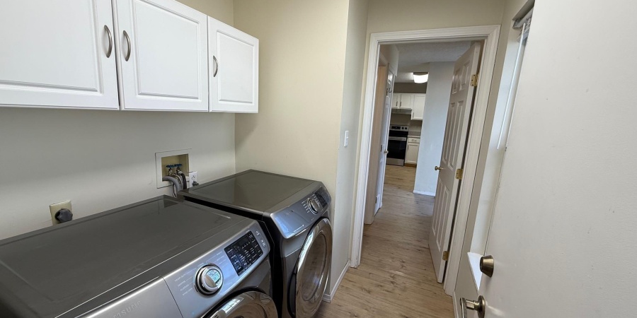 420 E Laurelwood Court, Bloomington, Indiana 47401-4597,MLS,202547899