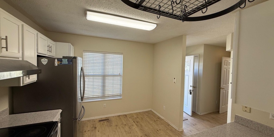 420 E Laurelwood Court, Bloomington, Indiana 47401-4597,MLS,202547899