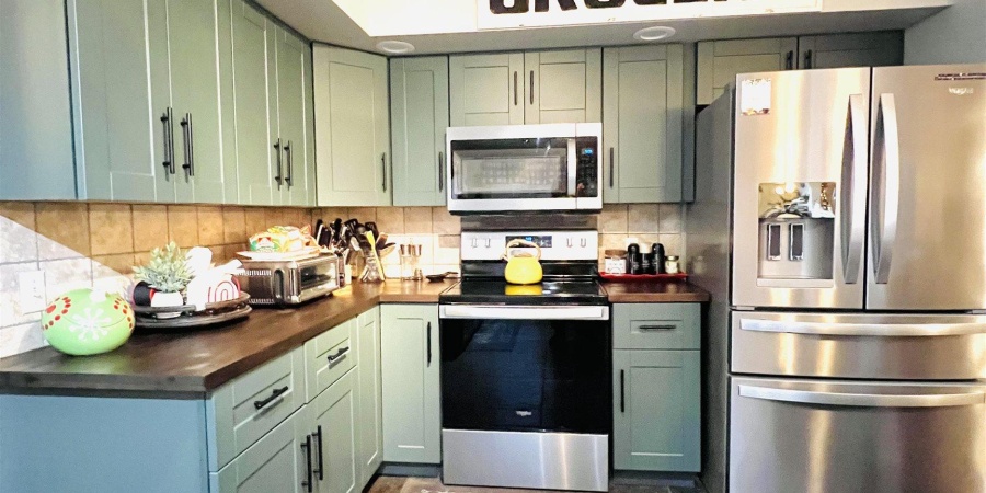 306 shandell Drive, Bedford, Indiana 47421,MLS,202547970