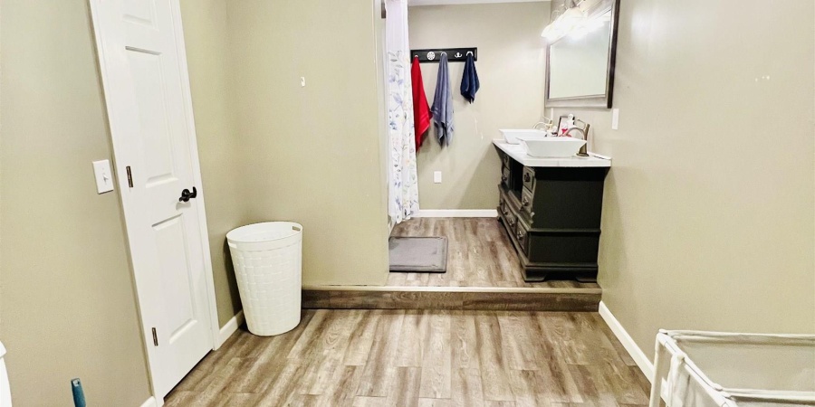 306 shandell Drive, Bedford, Indiana 47421,MLS,202547970