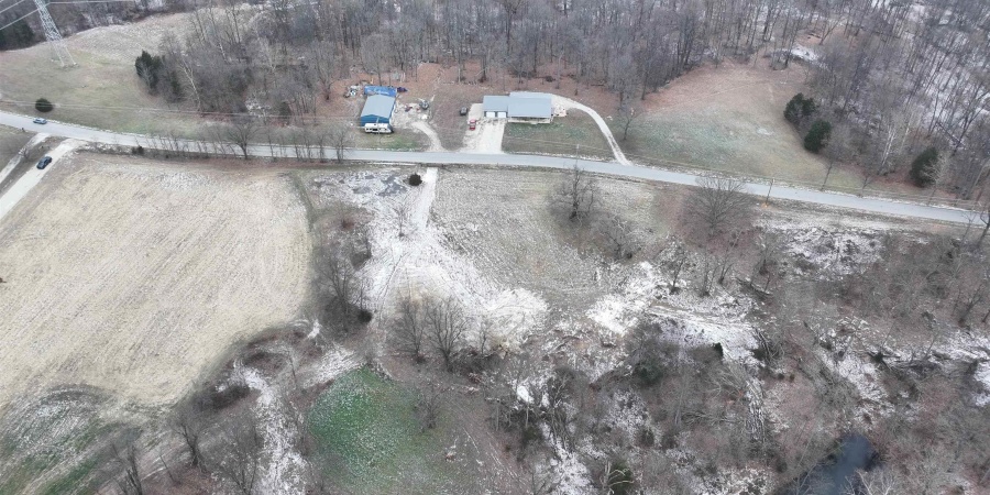 1A W Porter Ridge Road, Spencer, Indiana 47460,MLS,202547999