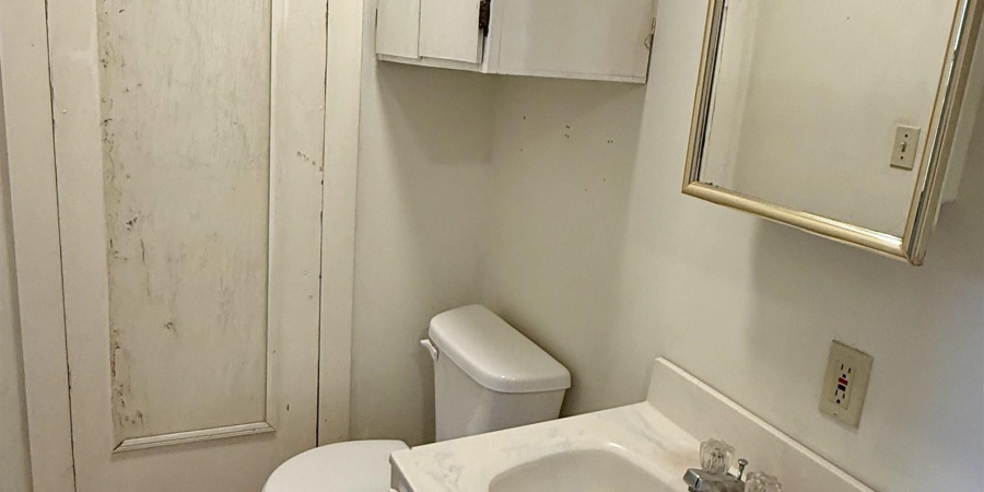 921 Lincoln Avenue, Bedford, Indiana 47421,MLS,202520903