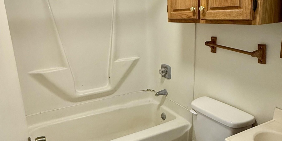 921 Lincoln Avenue, Bedford, Indiana 47421,MLS,202520903