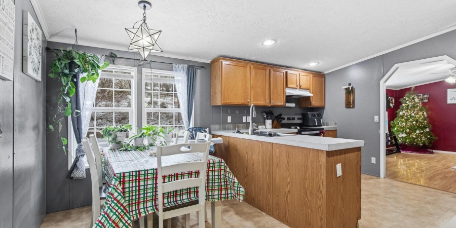 9205 S Harrodsburg Road, Bloomington, Indiana 47403-8818,MLS,202548098