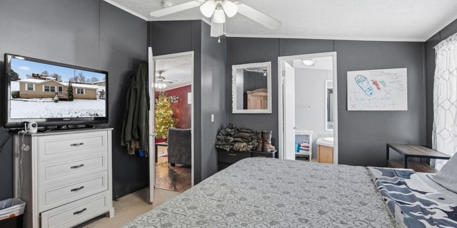 9205 S Harrodsburg Road, Bloomington, Indiana 47403-8818,MLS,202548098