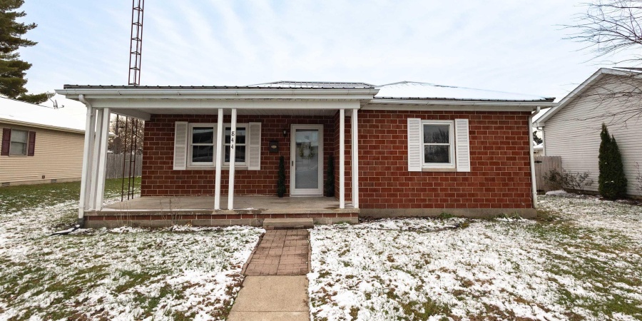 844 W Frank Street, Mitchell, Indiana 47446,MLS,202548101