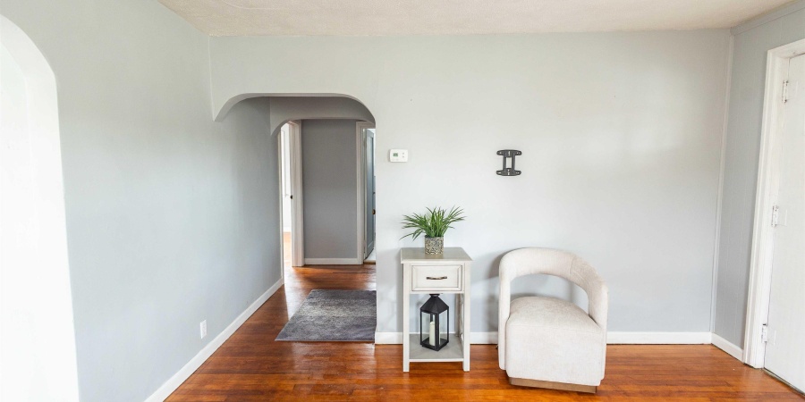 844 W Frank Street, Mitchell, Indiana 47446,MLS,202548101