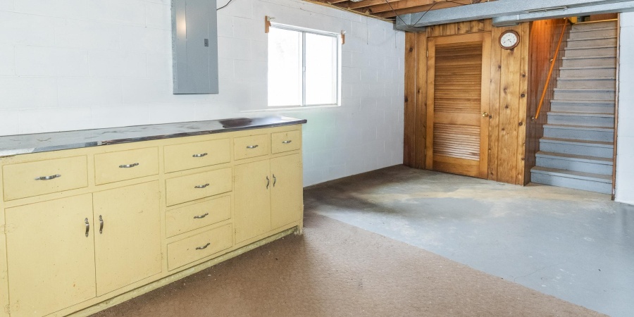 150 E Sunny Slopes Drive, Bloomington, Indiana 47401,MLS,202548150