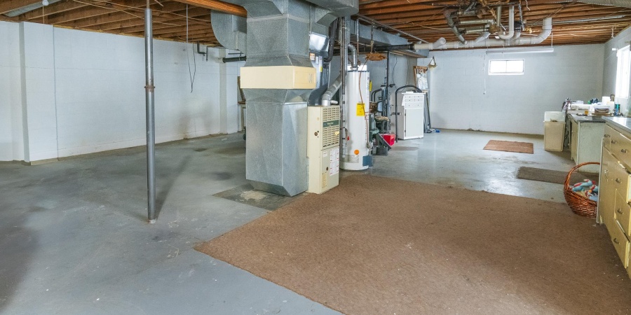 150 E Sunny Slopes Drive, Bloomington, Indiana 47401,MLS,202548150