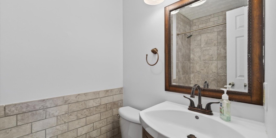 3830 W Woodmere Way, Bloomington, Indiana 47403,MLS,202548179