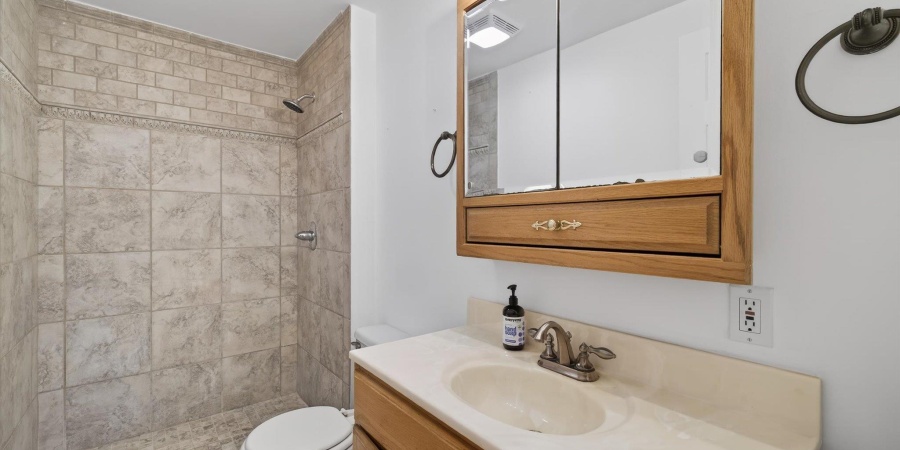 3830 W Woodmere Way, Bloomington, Indiana 47403,MLS,202548179