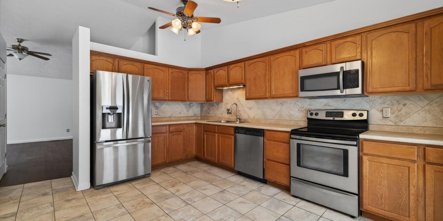 3830 W Woodmere Way, Bloomington, Indiana 47403,MLS,202548179